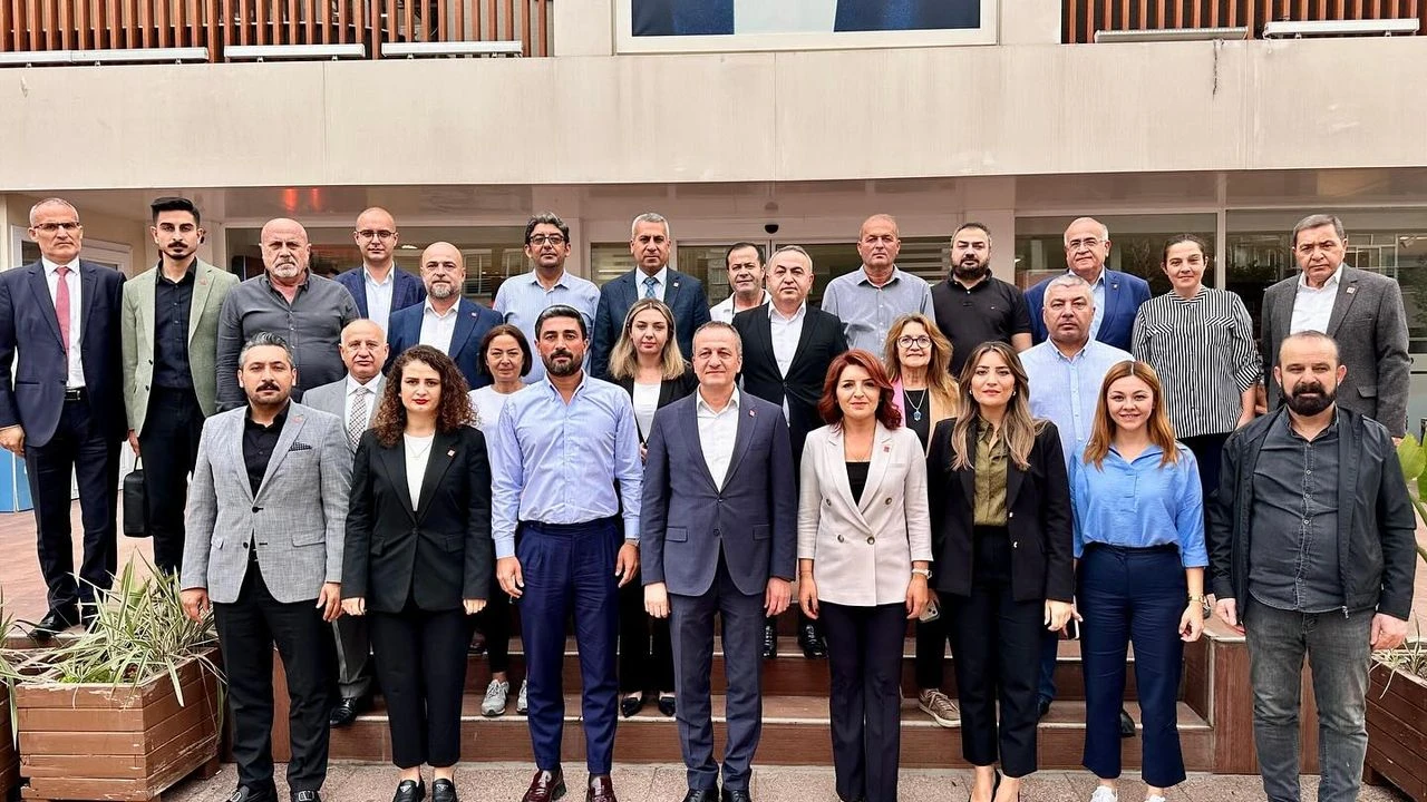 CHP Mersin İl Başkanı Koray Ömür’ün tekrar göreve gelmesinin ardından