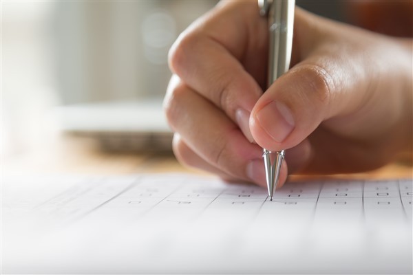 Milli Eğitim Bakanlığı (MEB), yükseköğretime hazırlanan öğrencileri desteklemek amacıyla haftalık
