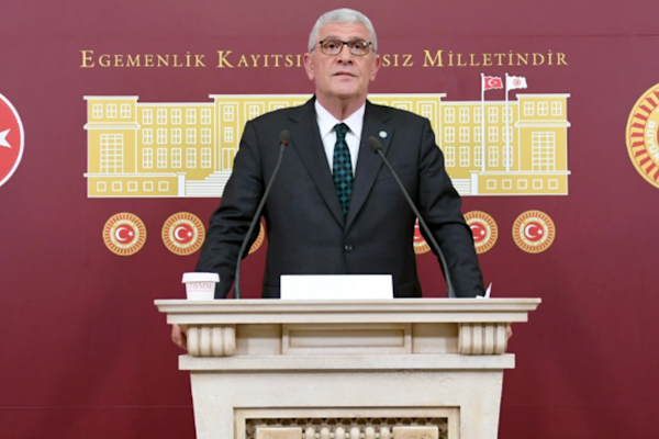 İYİ Parti Genel Başkanı Müsavat Dervişoğlu, Trabzon kongresinde İmralı komisyonuna