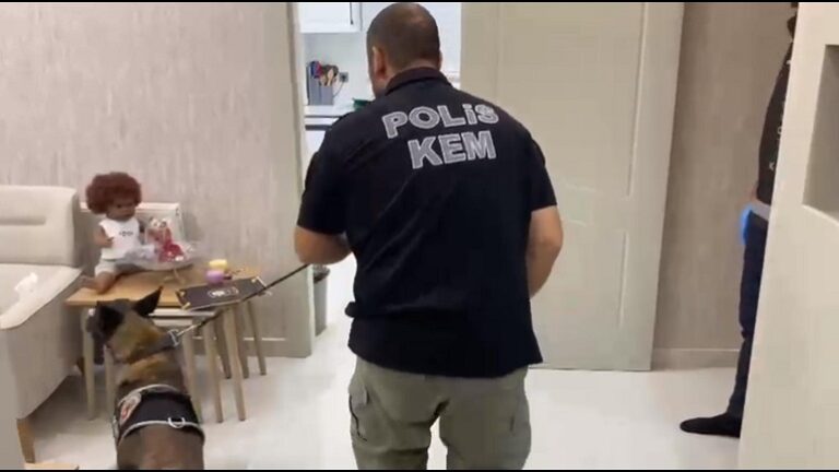 UYUŞTURUCU TACİRLERİNE BÜYÜK DARBE: 16 TUTUKLAMA