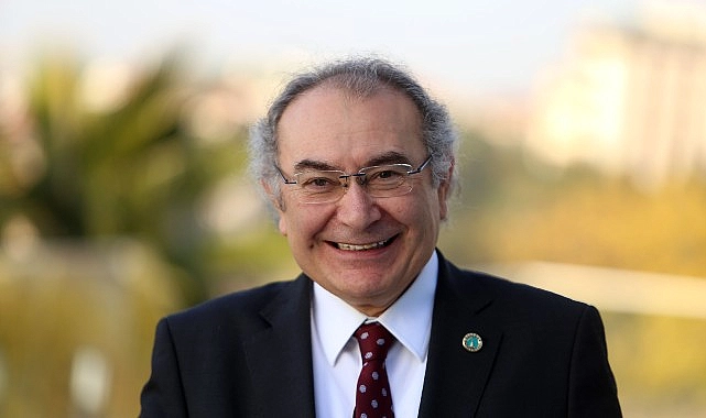 Üsküdar Üniversitesi Kurucu Rektörü ve Psikiyatrist Prof. Dr. Nevzat Tarhan,