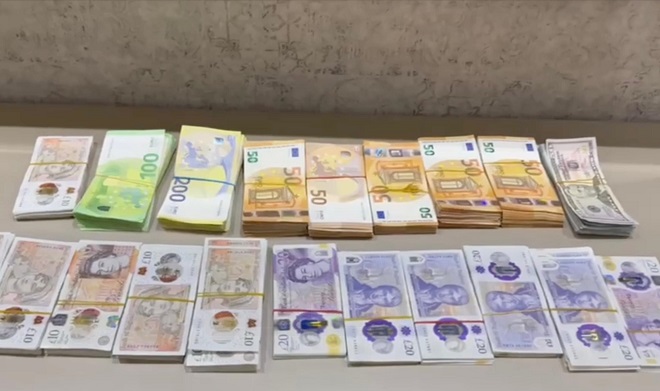 UYUŞTURUCU OPERASYONUNDA YÜKLÜ MİKTARDA DÖVİZ ELE GEÇİRİLDİ