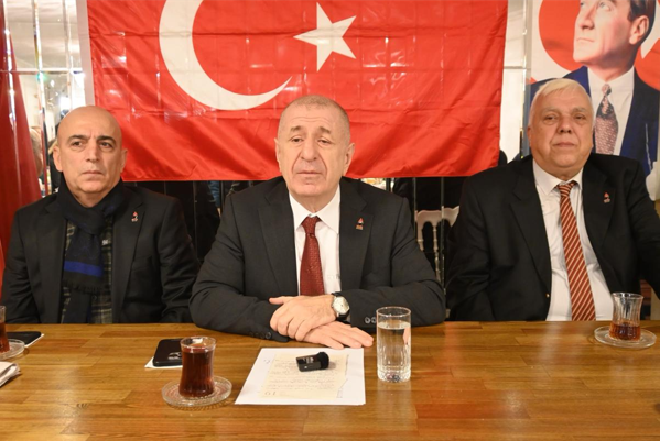 Zafer Partisi Genel Başkanı Prof. Dr. Ümit Özdağ, yurt dışından