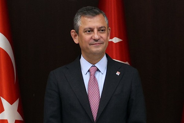 Cumhuriyet Halk Partisi (CHP) Genel Başkanı Özgür Özel, İstanbul Beşiktaş’ta