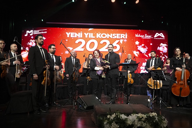 Mersin Büyükşehir Belediyesi, yeni yılın ilk konserini sanatseverlerle buluşturdu. Mersin