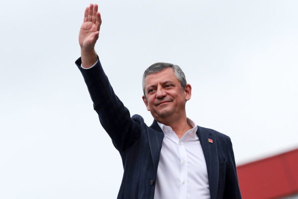 Cumhuriyet Halk Partisi (CHP) Genel Başkanı Özgür Özel, Niğde’de düzenlenen