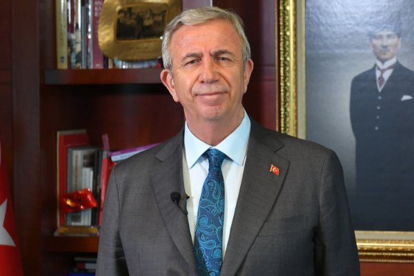 Ankara Büyükşehir Belediye Başkanı Mansur Yavaş, yoğun bakımda tedavi gören