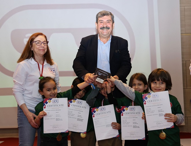 MERSİN-Toroslar Belediyesinin ev sahipliğinde bu yıl 2’ncisi düzenlenen The MaestRobot