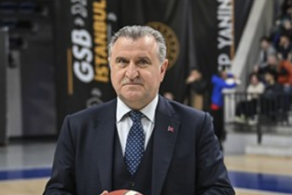 Gençlik ve Spor Bakanı Osman Aşkın Bak, 2026 FIFA Dünya