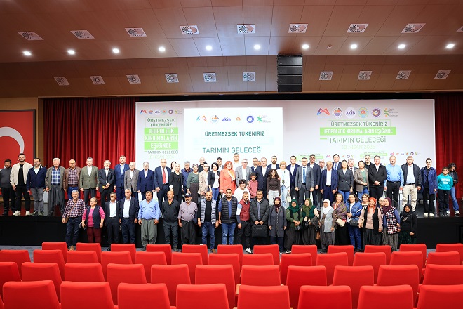 Tarım Konferansından ortak mesaj: “Üretici yalnız bırakılmamalı”