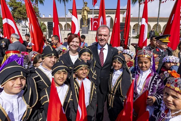 SEÇER: “ÇOCUKLARIMIZ, GELECEĞİMİZ VE UMUDUMUZDUR”