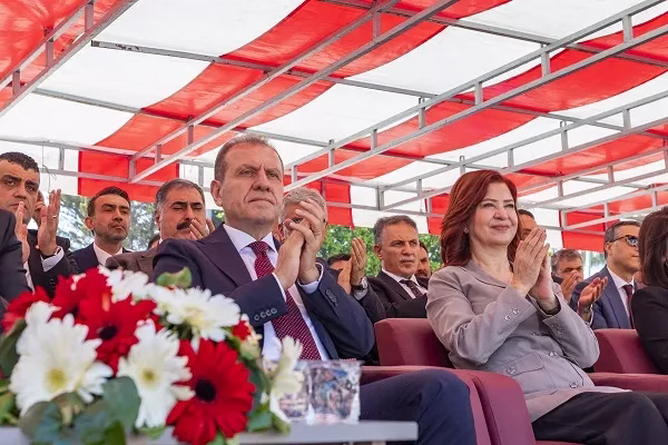 SEÇER: “19 MAYIS, CUMHURİYETİN TEMELLERİNİN ATILDIĞI GÜNDÜR”