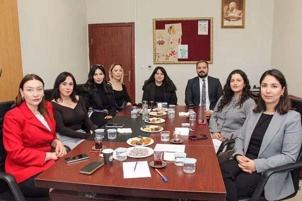 TÜRKİYE BAROLAR BİRLİĞİ MERSİN ADLİ YARDIM HUKUK KLİNİĞİ HİZMETE GİRDİ