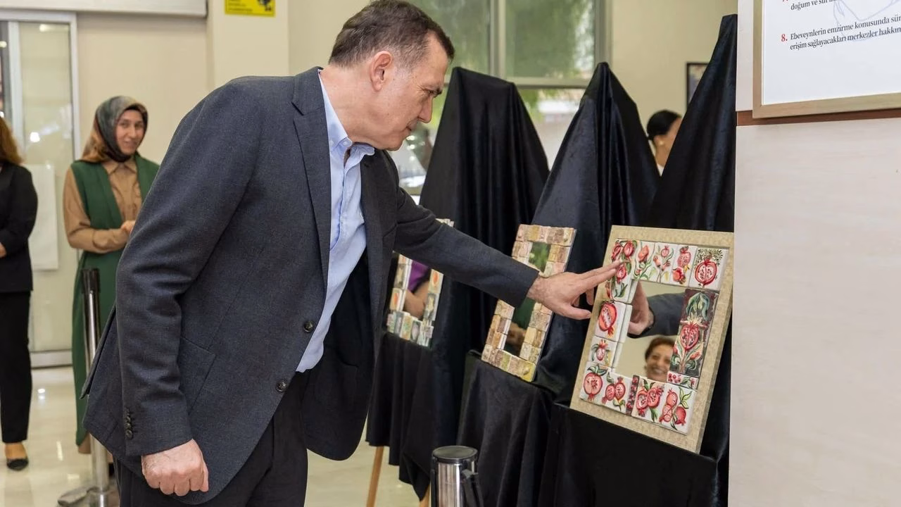 Yenişehirli kadınlardan seramik sergisi