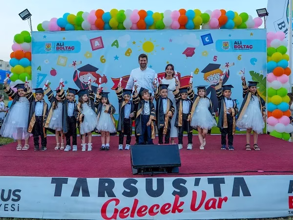 TARSUS BELEDİYESİ KREŞLERİNDE MEZUNİYET VE ÇOCUK ŞENLİĞİ
