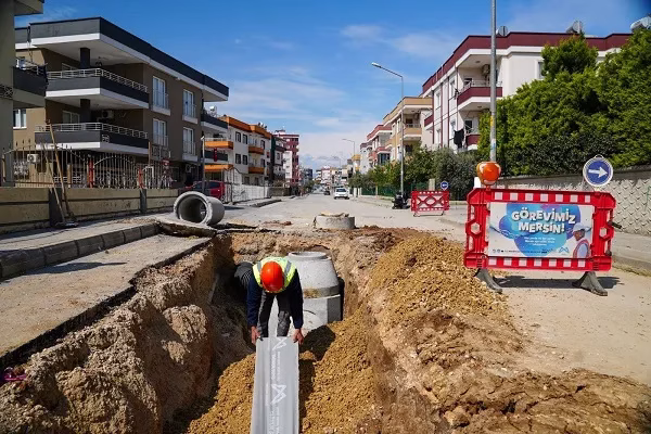 MESKİ ÇALIŞMALARIYLA KAVAKLI MAHALLESİ’NDE YAĞMURSUYU SORUNU TARİH OLDU