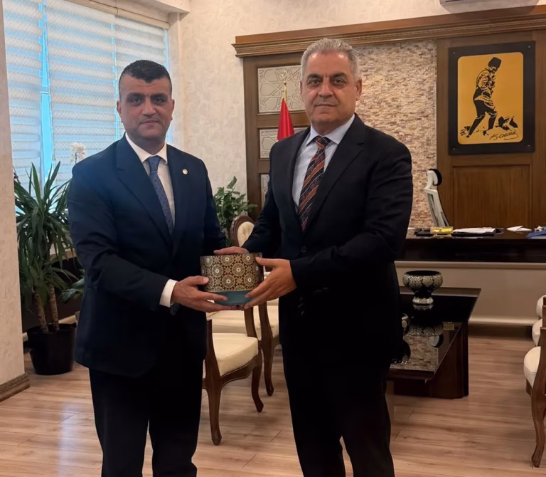 ÖZDEMİR’DEN ÇELİKKOL’A VEDA ZİYARETİ