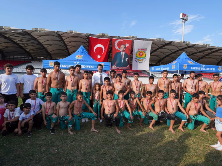 TARSUS GELECEK SPOR KULÜBÜ’NDE YAZ KURSLARI BAŞLADI