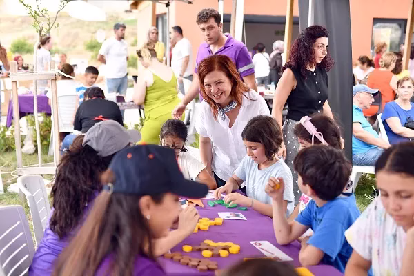 Mersin Büyükşehir, Hamzabeyli’de “Köy Şenliği” Düzenledi