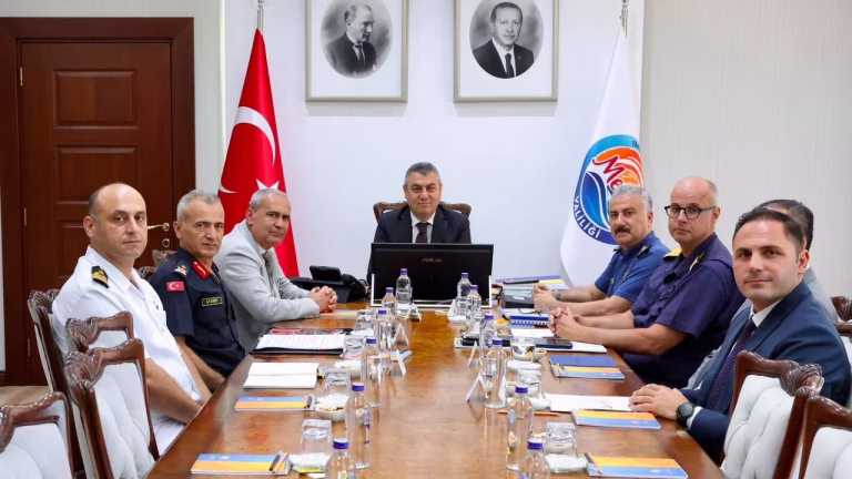 Vali Atilla Toros Başkanlığında Güvenlik Toplantısı