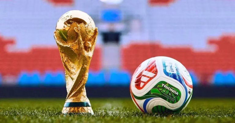 Messi sahne aldı, Arjantin uzatmalarda yarı finale yürüdü