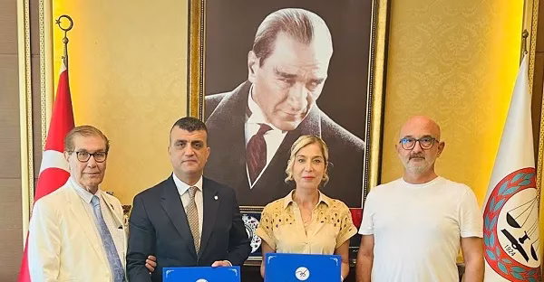 MERSİN BAROSU İLE ÇAĞ ÜNİVERSİTESİ ARASINDA LİSANSÜSTÜ EĞİTİM İŞ BİRLİĞİ PROTOKOLÜ YENİLENDİ