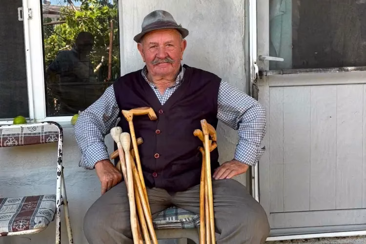 “Fötrlü İsmet Ağa” 86 yaşında halen üretiyor!