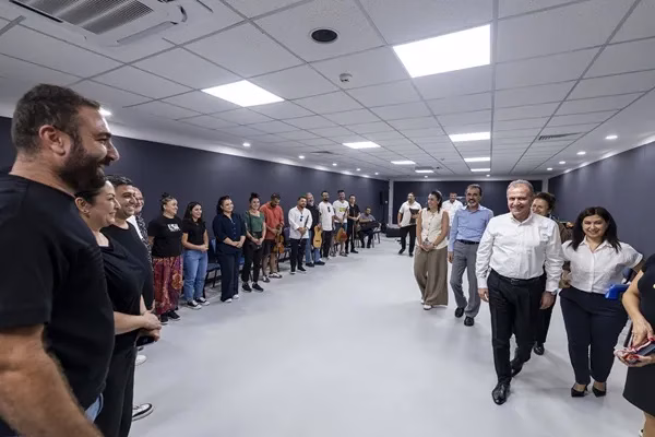 BAŞKAN SEÇER, BÜYÜKŞEHİR BELEDİYESİ BİRİMLERİNİ ZİYARET ETTİ
