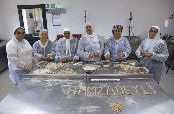MERSİN BÜYÜKŞEHİR’İN EŞİTLİKÇİ POLİTİKALARI KADINLARI GÜÇLENDİRİYOR