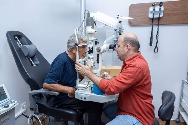 MEZİTLİ BELEDİYESİ’NDEN 65 YAŞ ÜSTÜ VATANDAŞLARA GÖZ SAĞLIĞI DESTEĞİ