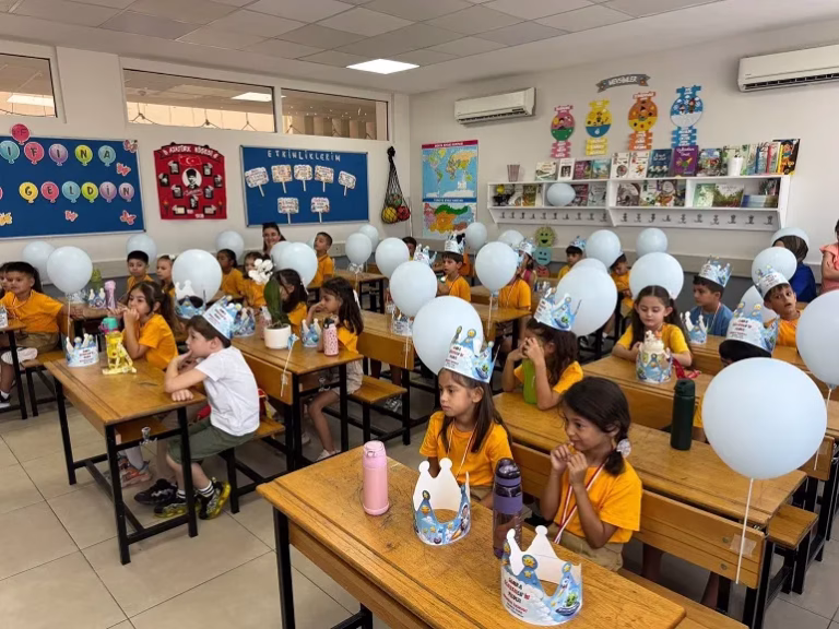Yenişehir’de minik öğrenciler okula uyum heyecanı yaşadı