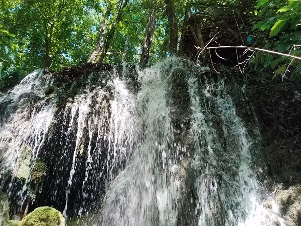 TOROSLARIN ETEĞİNDE TABİAT HARİKASI