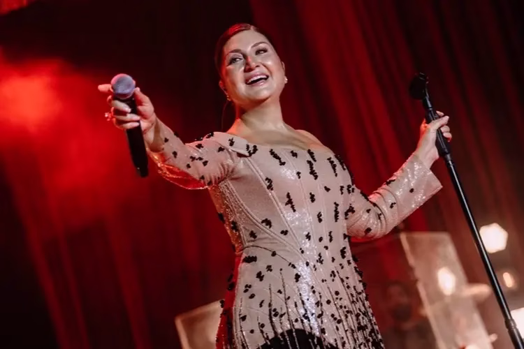 Harbiye’de Sibel Can yine kapalı gişe