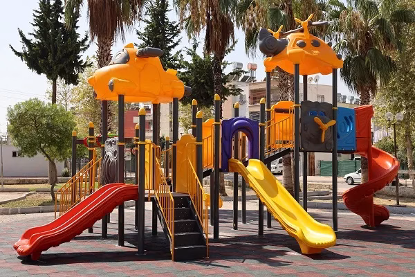 TOROSLAR’DA 5 YENİ PARK HİZMETE SUNULDU, 20 PARK YENİLENDİ