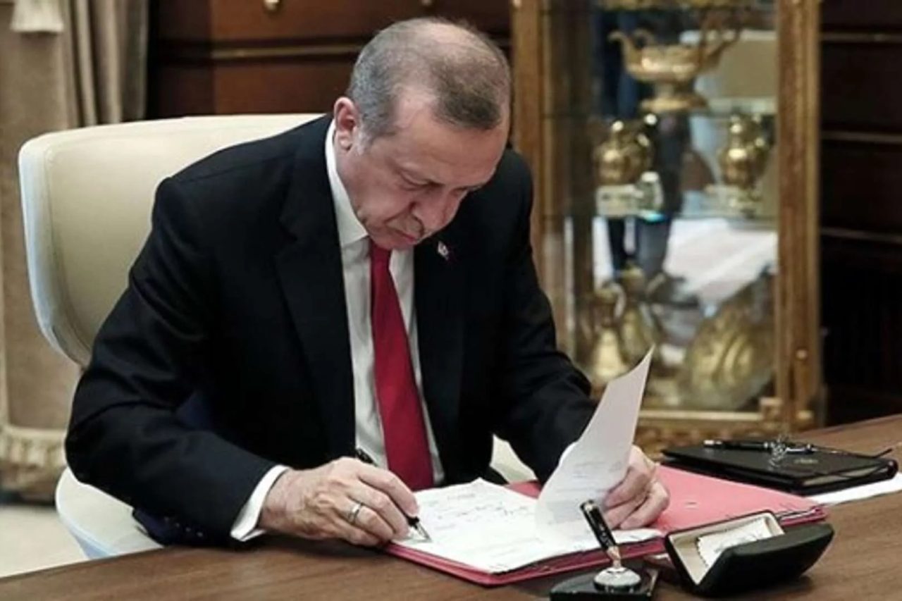 Cumhurbaşkanlığı tarafından yapılan atama kararları Resmî Gazete’de yayımlandı. Hazine ve