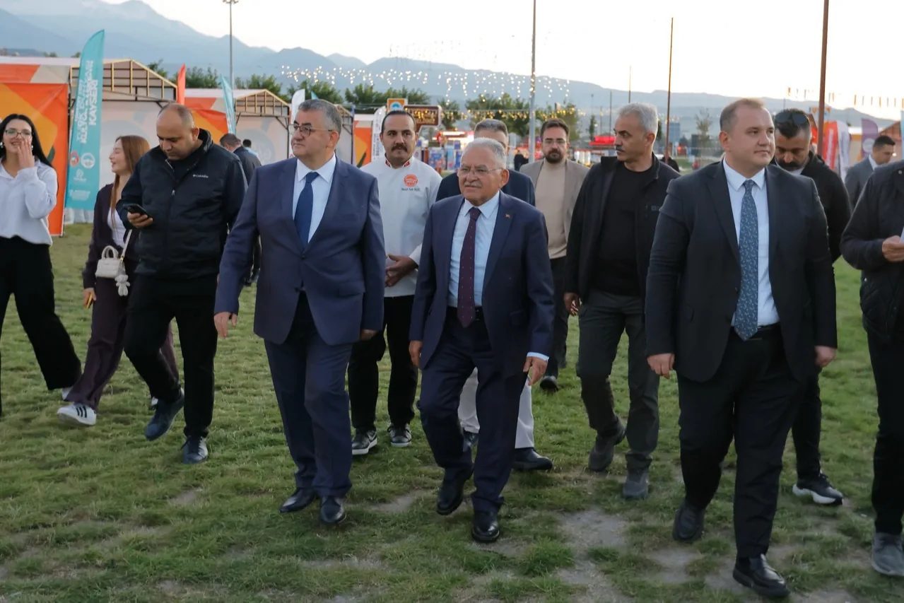 Kayseri Büyükşehir Belediye Başkanı Dr. Memduh Büyükkılıç, bugün kapılarını açacak