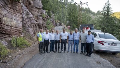 Mersin’in grup yollarını yenileyerek tarımı ve yayla turizmini canlandıran Mersin