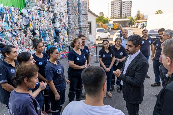Mersin Yenişehir Belediye Başkanvekili Çağdaş Dutlu, belediyenin ek hizmet binası