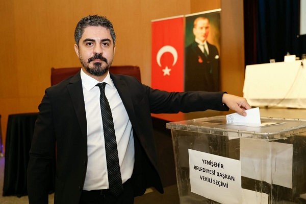 Mersin Yenişehir Belediyesi’nde 4 tur süren başkanvekilliği seçimini 19 oy