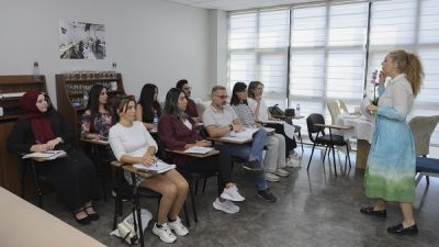 Mersin Büyükşehir Belediyesi, Meslek Edindirme ve Eğitim Merkezleri (MERCEK) aracılığıyla