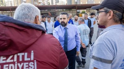 MERSİN-Mezitli Belediye Başkan Vekili Turgut Selağzı, belediyenin ana hizmet binası