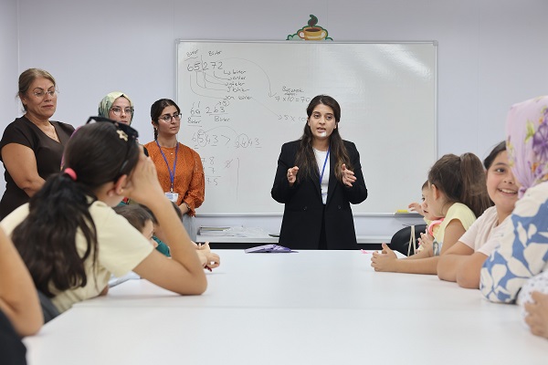 MERSİN-Toroslar Belediyesi, 11 Ekim Dünya Kız Çocukları Günü kapsamında çocukların