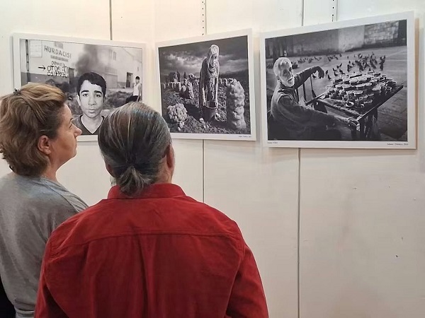 Haber: Mustafa SARI  Mersin’de İçel Sanat Kulübü, “Mekânın Yüzü” karma