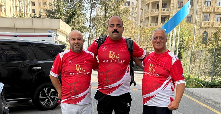 Türk sporcular, Azerbaycan’ın başkenti Bakü’de düzenlenen Sumo Dünya Şampiyonası’nda ilk