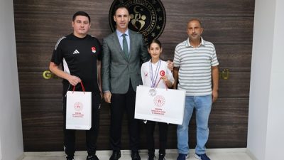 Mersinli millî sporcumuz Esmanur Geyik, 27-29 Kasım tarihleri arasında Romanya’da