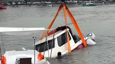 Düzce'nin Akçakoca ilçesinde, olumsuz hava koşulları ve aşırı yağış nedeniyle