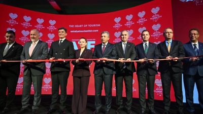 Balıkesir Büyükşehir Belediye Başkanı Ahmet Akın, Uluslararası Antalya Turizm Fuarı’na