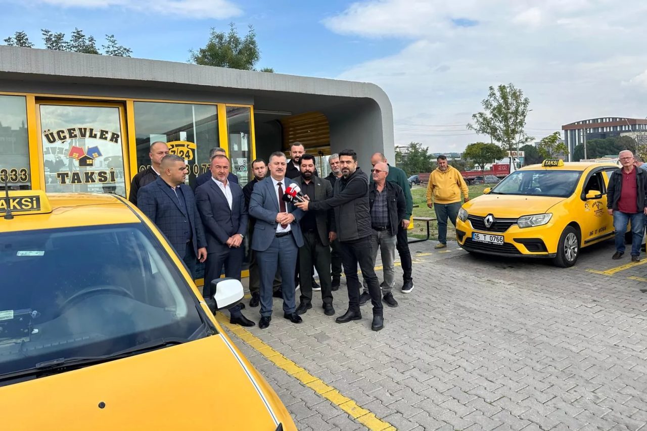 Anahtar Parti Bursa İl Başkanı Fikret Aslan, kayıt dışı taşımacılığın