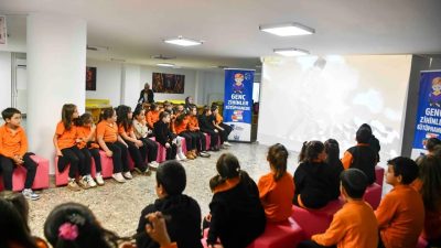 Ankara Büyükşehir Belediyesi, 100. Yıl Gençlik Kütüphanesi’nde ilkokul öğrencilerini “Genç