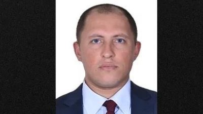 Ankara Pursaklar’da asayiş uygulaması sırasında durdurulan araçtaki şüphelinin silahlı saldırısına